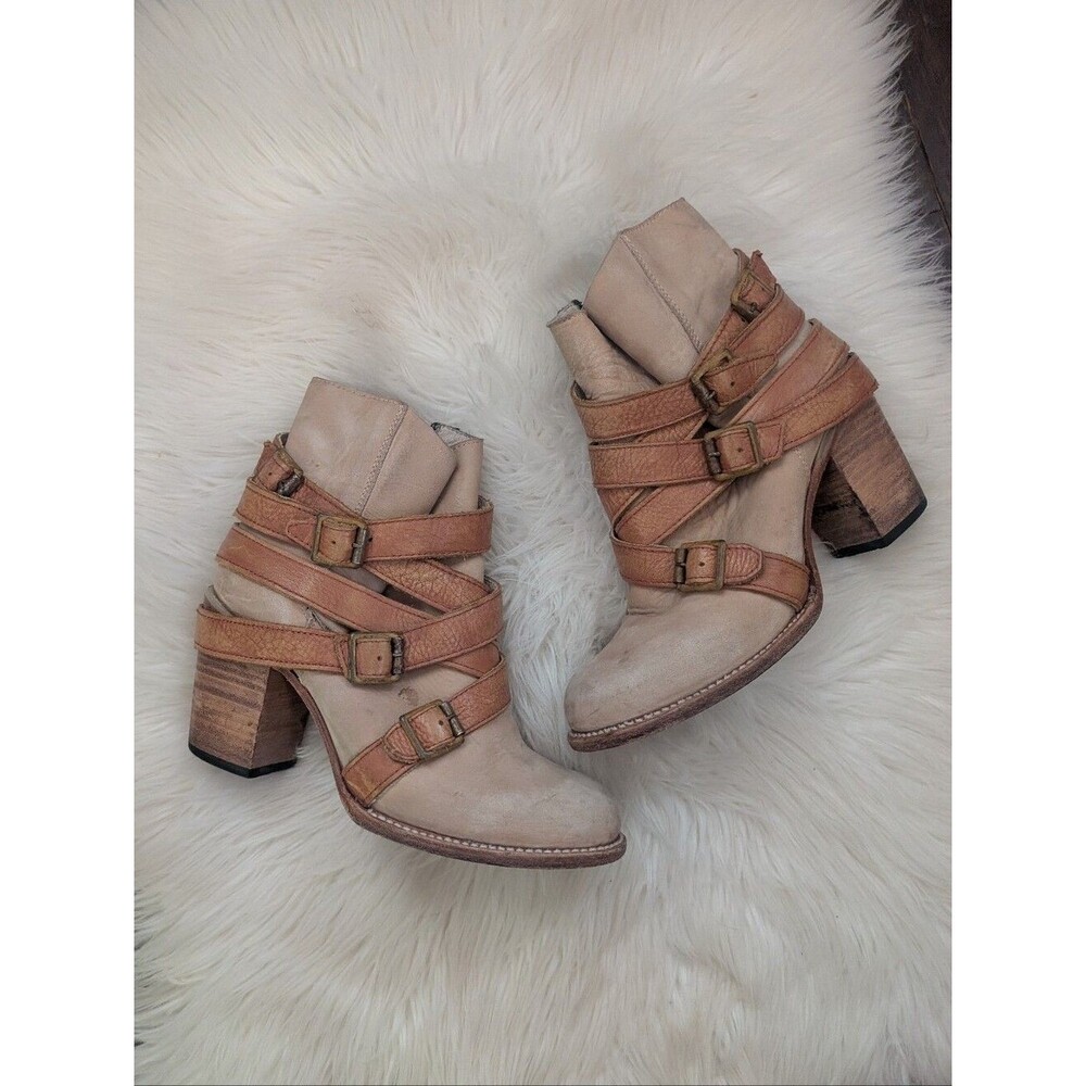Freebird by Steven Hustle Brown Tan Heeled Leather boots Booties Size 9 I'm